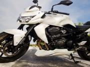 giocare White motorcycle jigsaw puzzle