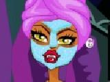 Play Clawdeen wolf makeover now