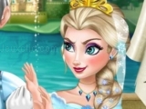 Play Elsa wedding kiss now