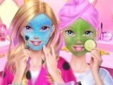 giocare Best friends sleepover party now
